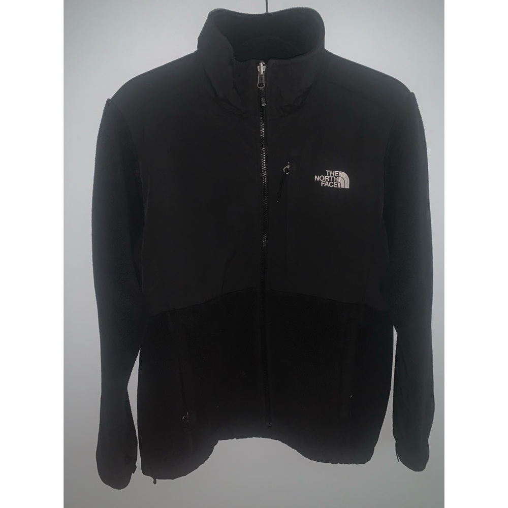 North Face Black Jacket -“Women’s Denali 2 Jacket”